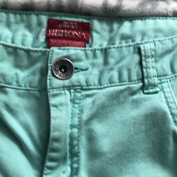 Capris - Picture 2 of 4